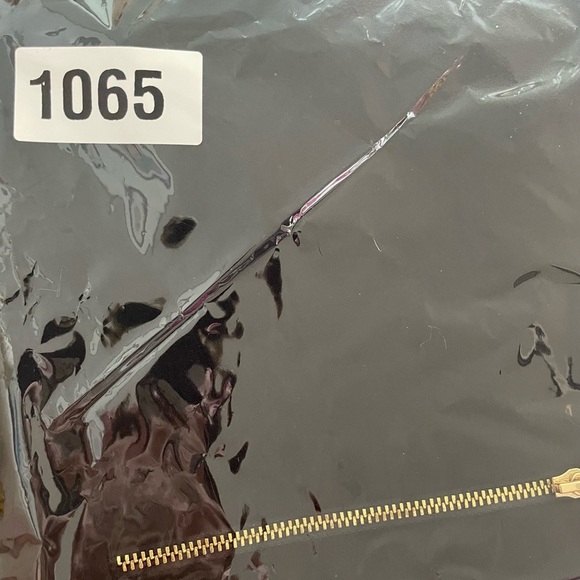 Calvin Klein Pants Size 10 Black Color Zip Pockets SlimFit Zip Fly Button Close - Picture 8 of 8